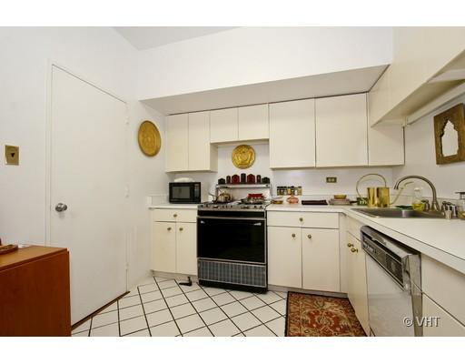175 E Delaware Pl #5109, Chicago, IL 60611 photo 4