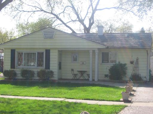 188 W Wayne Pl, Wheeling, IL 60090 photo 1