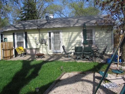 188 W Wayne Pl, Wheeling, IL 60090 photo 3