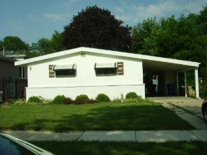 1847 Ash St, Des Plaines, IL 60018 photo 1
