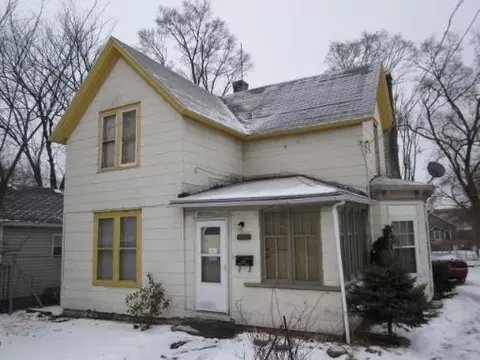 810 E Jackson St, Joliet, IL 60432 photo 1