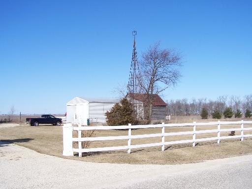 1435 Townline Rd, Steward, IL 60553 photo 9