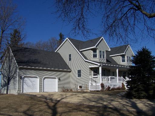 1435 Townline Rd, Steward, IL 60553 photo 2