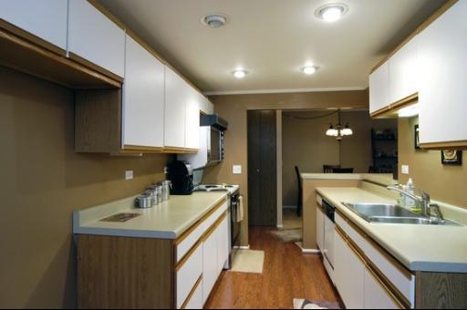 825 Pearson Ave #6G, Des Plaines, IL 60016 photo 4