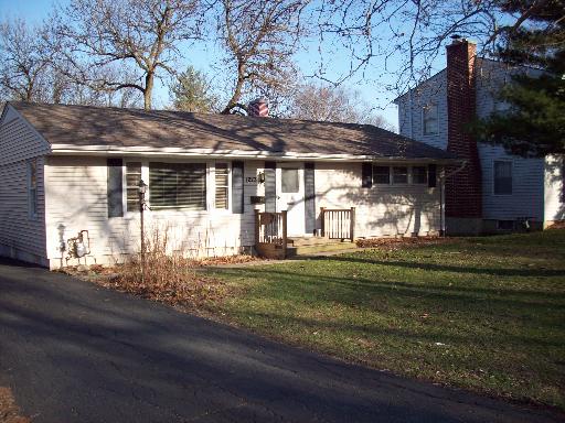 1223 N Main St, Wheaton, IL 60187 photo 1