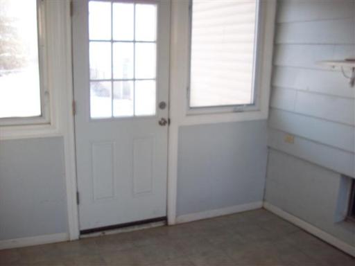 1223 N Main St, Wheaton, IL 60187 photo 2