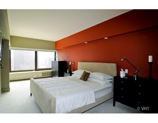 175 E Delaware Pl #4617, Chicago, IL 60611 photo 7