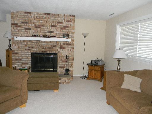203 Windridge, Mchenry, IL 60050 photo 10