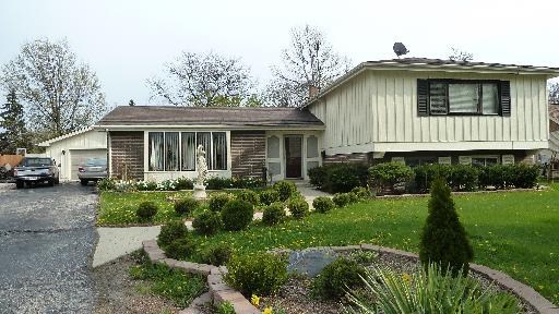 519 W Castle St, Addison, IL 60101 photo 1