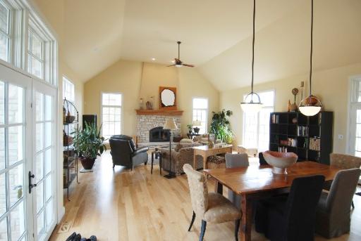 14049 Telegraph Rd, Pecatonica, IL 61063 photo 3