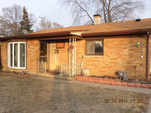 91 W Wayne Pl, Wheeling, IL 60090 photo 2