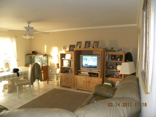 91 W Wayne Pl, Wheeling, IL 60090 photo 4