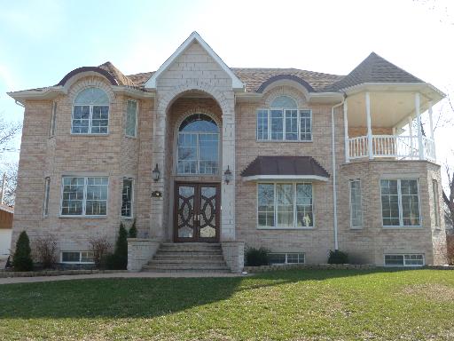 425 Frederick Ln, Hoffman Estates, IL 60169 photo 1