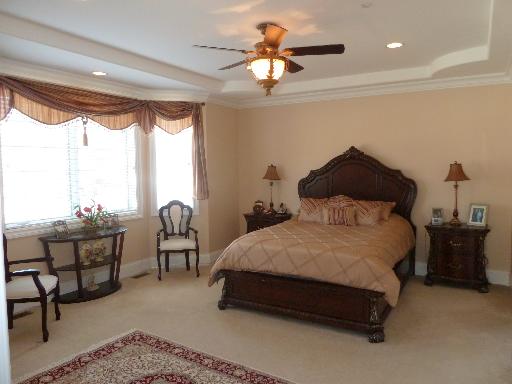 425 Frederick Ln, Hoffman Estates, IL 60169 photo 11
