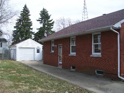 Undisclosed, Aurora, IL 60505 photo 2