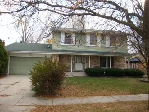 933 School Ave, Matteson, IL 60443 photo 1