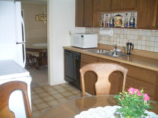 1865 Riverview Ave, Des Plaines, IL 60018 photo 4
