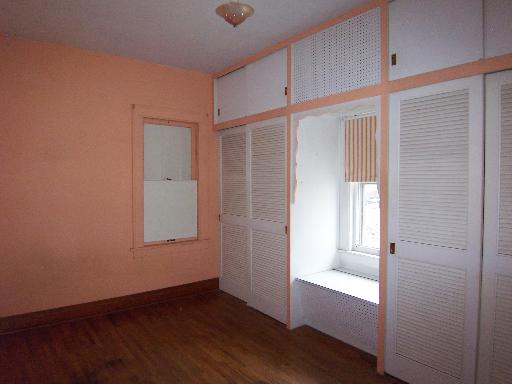 105 E 2nd St, Lockport, IL 60441 photo 14