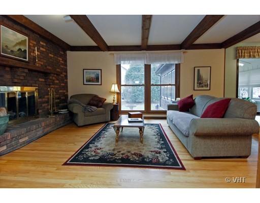 2003 Heather Rd, Geneva, IL 60134 photo 8