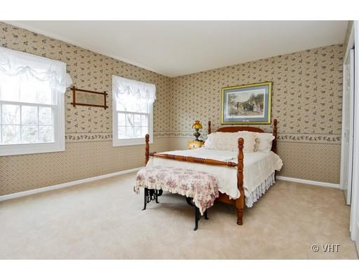 2003 Heather Rd, Geneva, IL 60134 photo 11