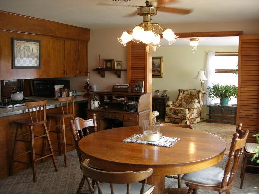 184 E Plank Rd, Burlington, IL 60109 photo 4