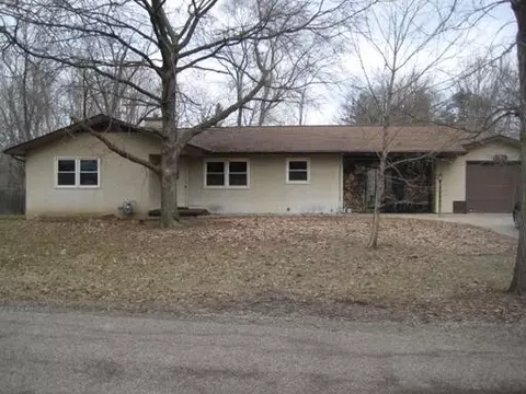 109 Central St, Spring Valley, IL 61362 photo 1
