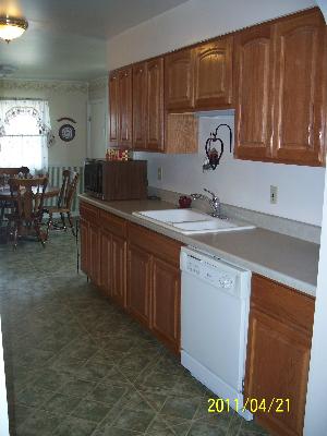 126 E Union St, Seneca, IL 61360 photo 6