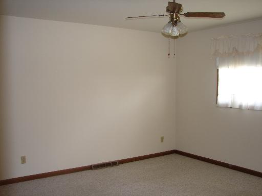 1936 W Robert St, Aurora, IL 60506 photo 13