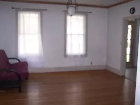 621 E Superior St, Ottawa, IL 61350 photo 4