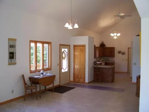 8 Paddock Ct, Putnam, IL 61560 photo 8