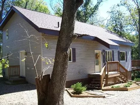 8 Paddock Ct, Putnam, IL 61560 photo 2