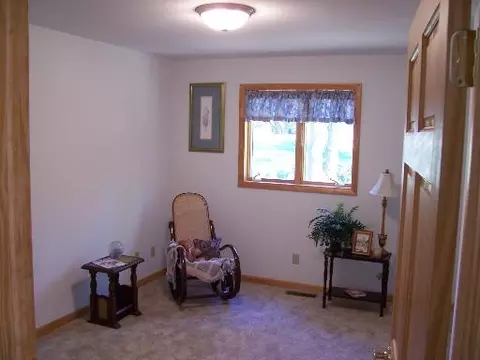 8 Paddock Ct, Putnam, IL 61560 photo 9