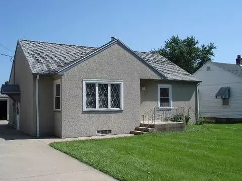 2821 2nd St, Peru, IL 61354 photo 1