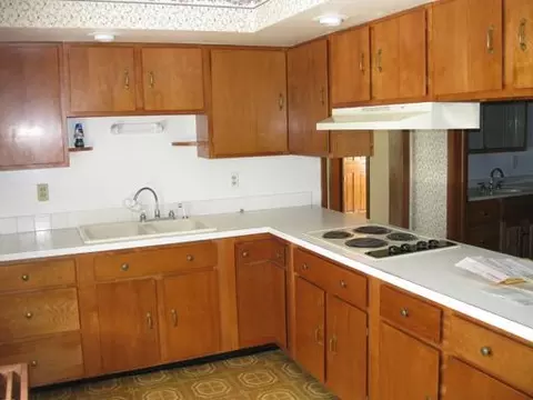 408 Cedar St, Cedar Point, IL 61316 photo 3