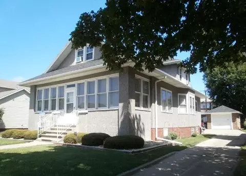 2305 Fourth St, Peru, IL 61354 photo 1