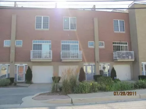 3911 S Shakespeare Ave, Lyons, IL 60534 photo 1
