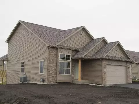 1909 Ford St, Sycamore, IL 60178 photo 1