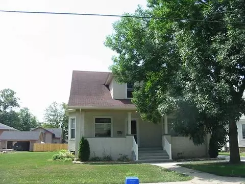 2616 Sixth St, Peru, IL 61354 photo 1