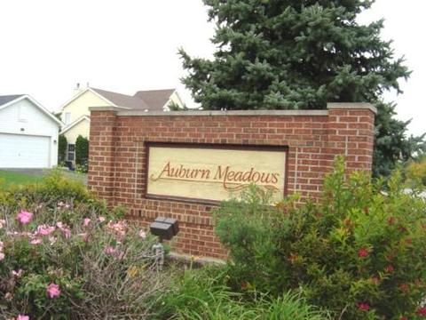 1896 E Vista Ter, Lindenhurst, IL 60046 photo 2