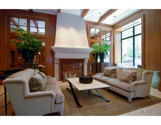 10 E Delaware St #15e, Chicago, IL 60611 photo 2
