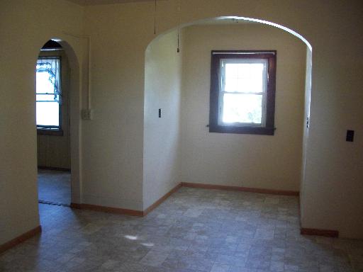 305 W 7th, Mc Nabb, IL 61335 photo 5