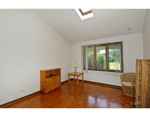149 E County Line Rd, Barrington, IL 60010 photo 8