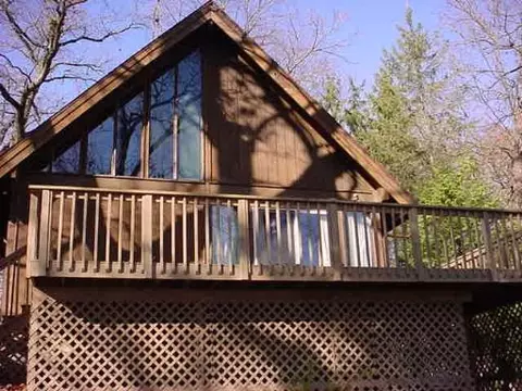 18 Cedar Ln, Putnam, IL 61560 photo 1
