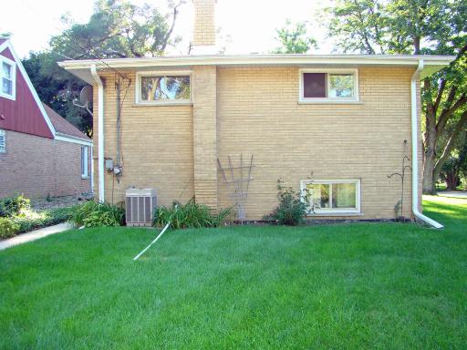 2047 Atwood Ave, Berkeley, IL 60163 photo 11