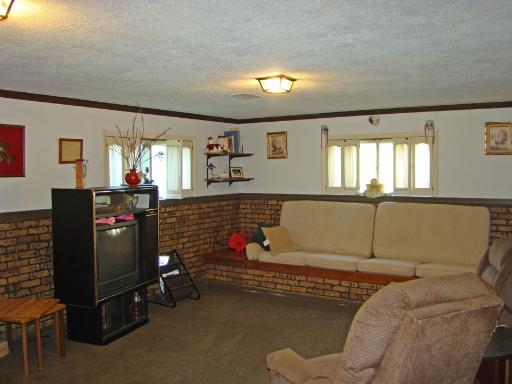 2047 Atwood Ave, Berkeley, IL 60163 photo 9
