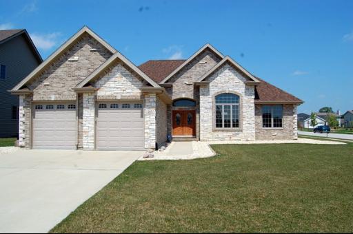 245 Maple St, Beecher, IL 60401 photo 1