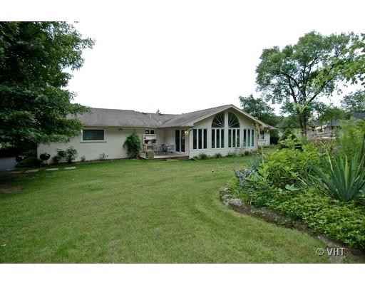 72 Sherwood Rd, Elgin, IL 60120 photo 9