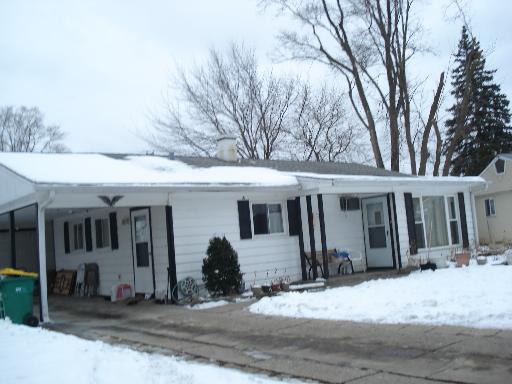 569 S Wayne Pl, Wheeling, IL 60090 photo 1