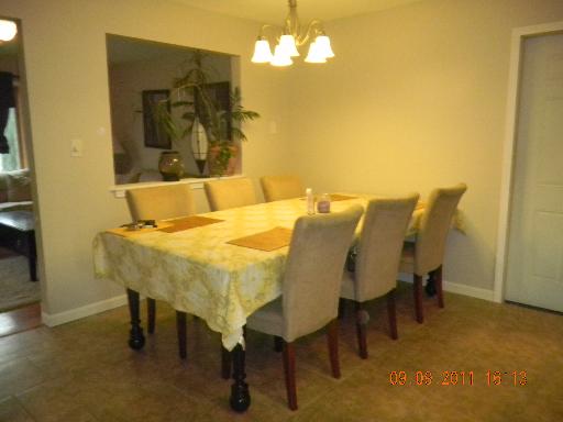 7624 S Beloit St S, Bridgeview, IL 60455 photo 4