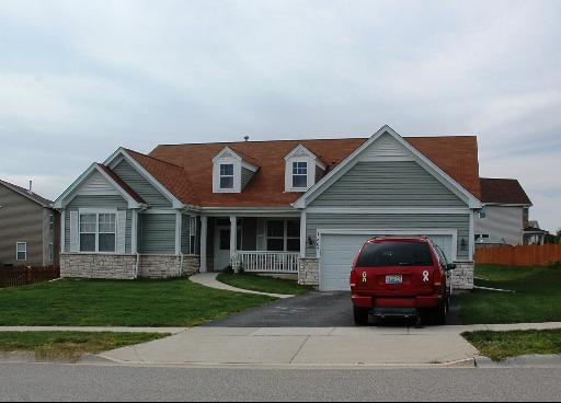 1807 Hillside Ln, Mchenry, IL 60051 photo 1